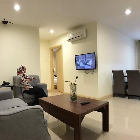 The Capital Residence Suites Bandar Seri Begawan Buitenkant foto