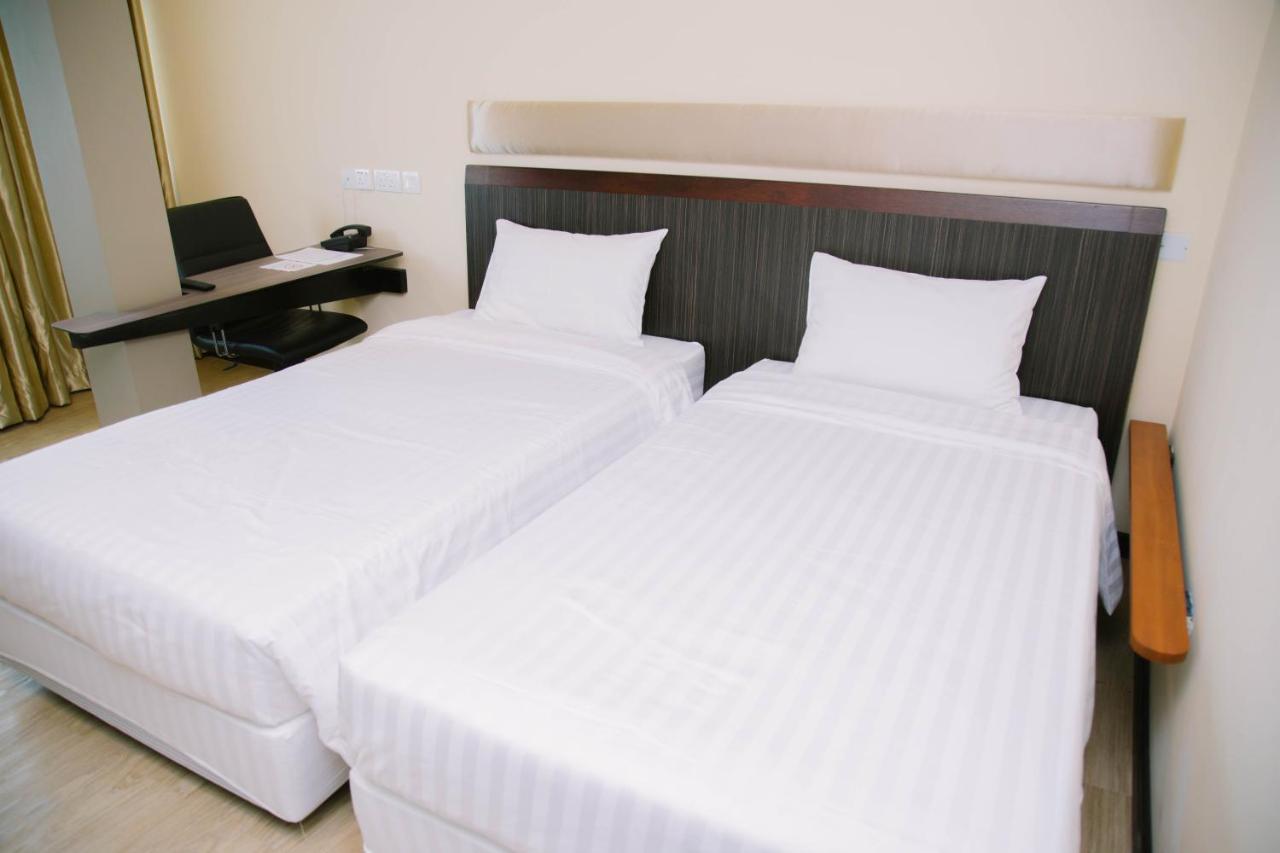 The Capital Residence Suites Bandar Seri Begawan Buitenkant foto