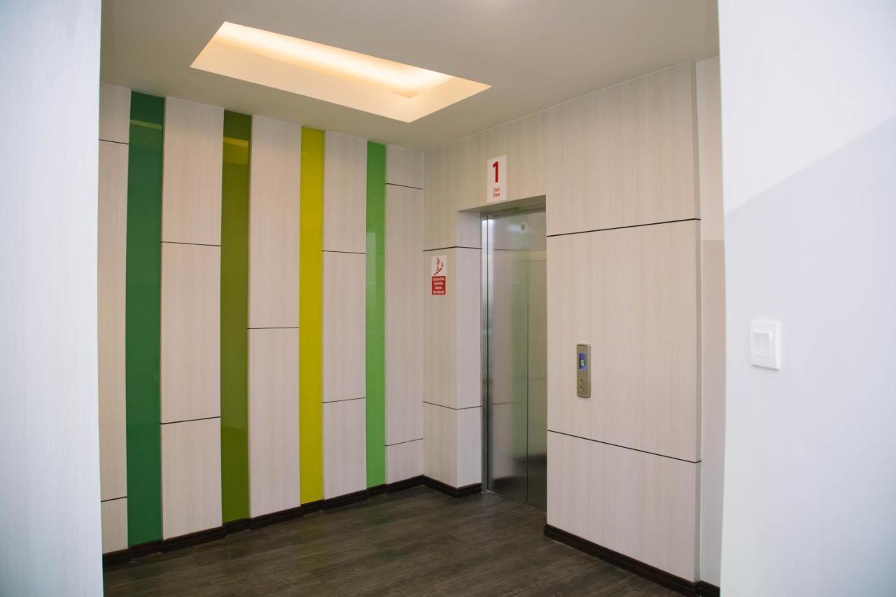 The Capital Residence Suites Bandar Seri Begawan Buitenkant foto
