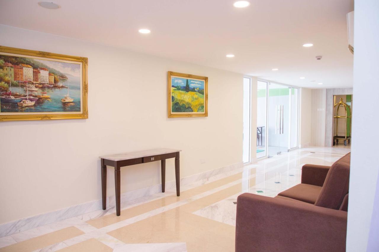The Capital Residence Suites Bandar Seri Begawan Buitenkant foto