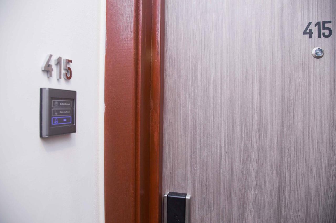 The Capital Residence Suites Bandar Seri Begawan Buitenkant foto