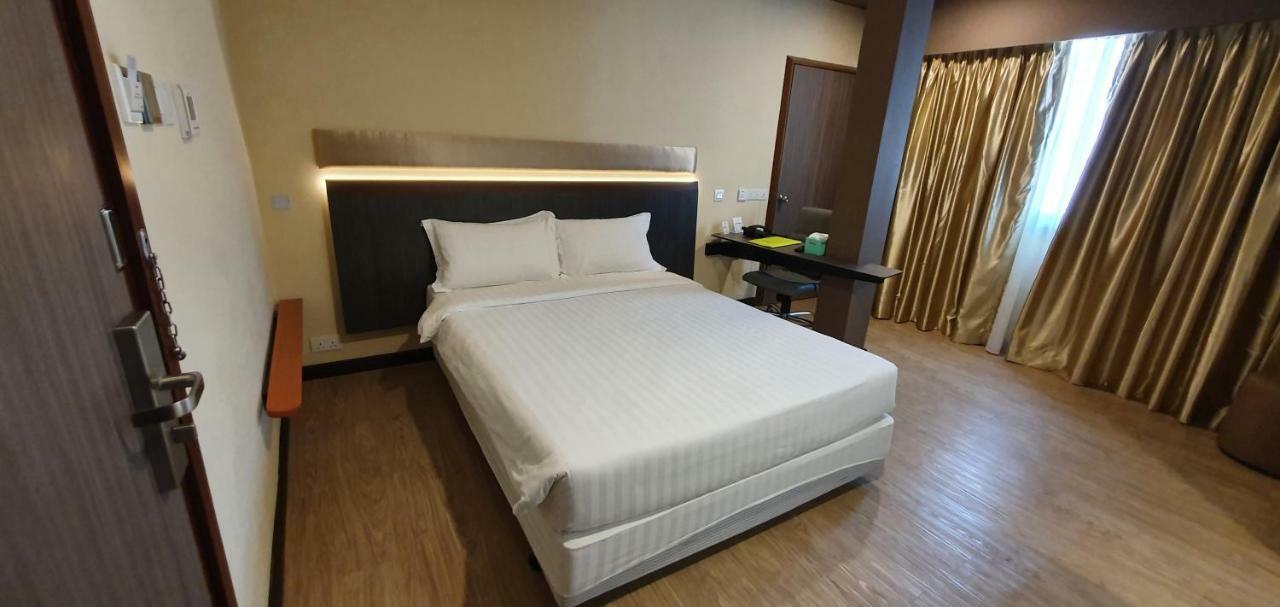 The Capital Residence Suites Bandar Seri Begawan Buitenkant foto