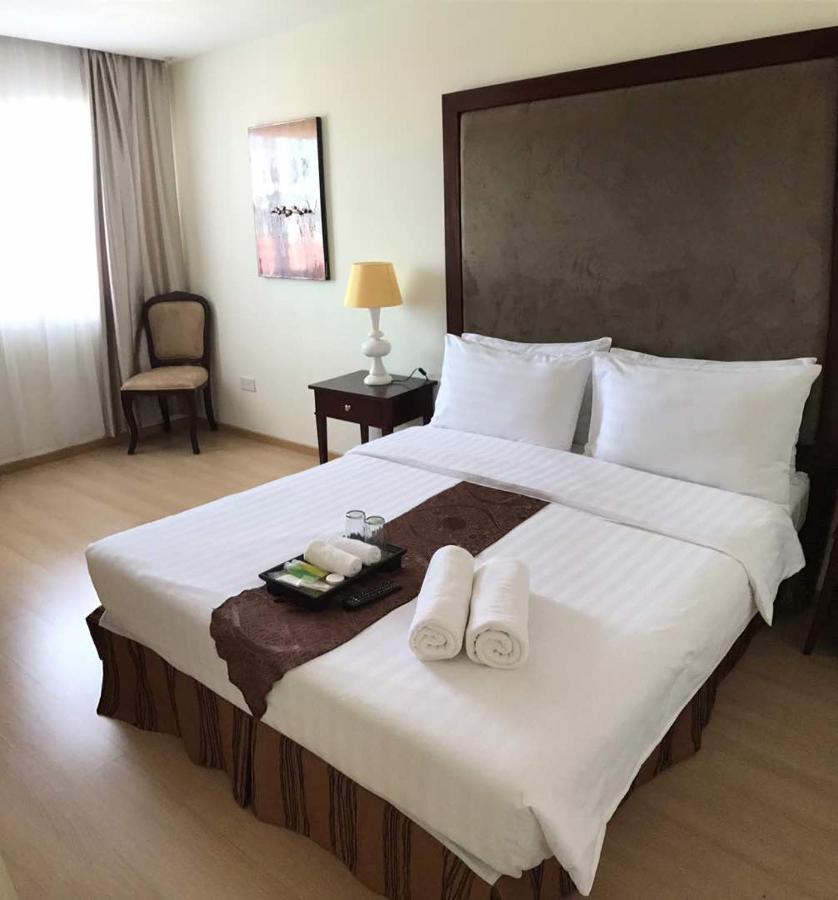 The Capital Residence Suites Bandar Seri Begawan Buitenkant foto