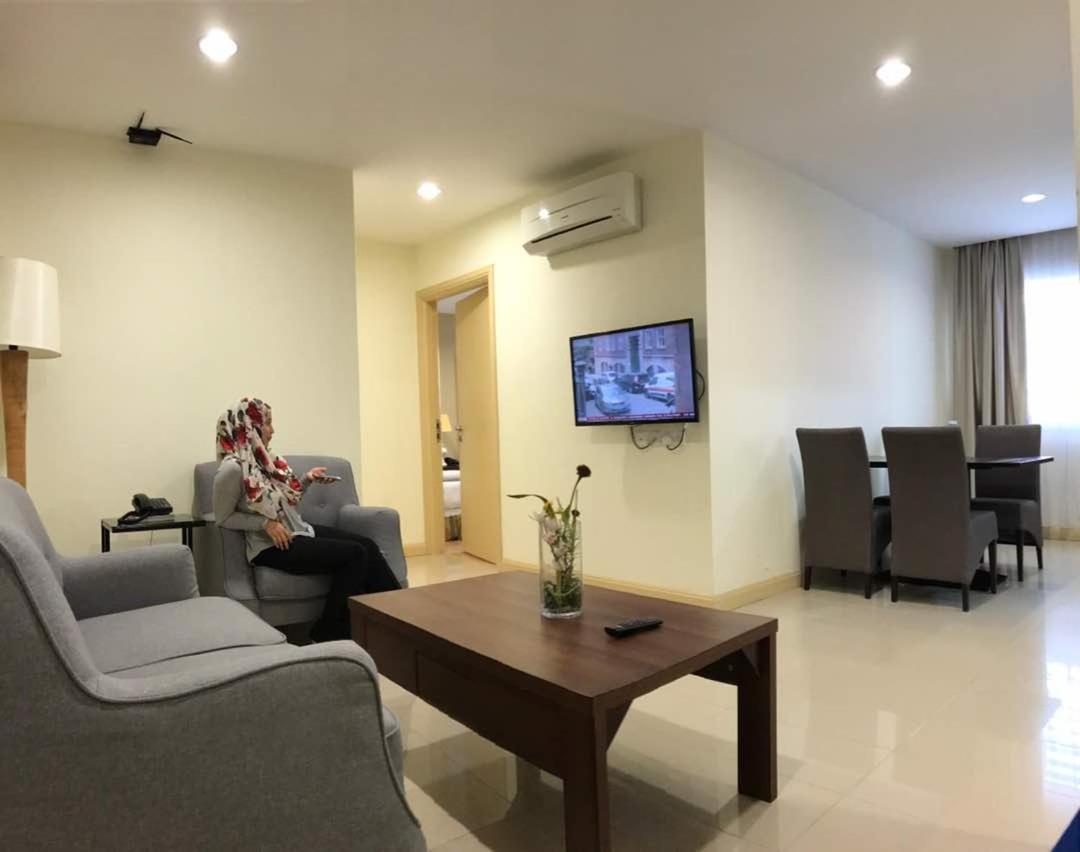 The Capital Residence Suites Bandar Seri Begawan Buitenkant foto